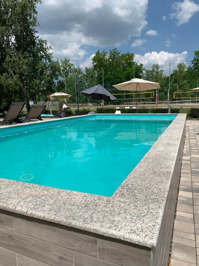 Mohacsi Wellness Vendeghaz Es Lovasklub Hotel Екстериор снимка